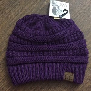 3/$15 ❤️ CC Beanie